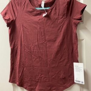 Lululemon Love Crew III T Size 6